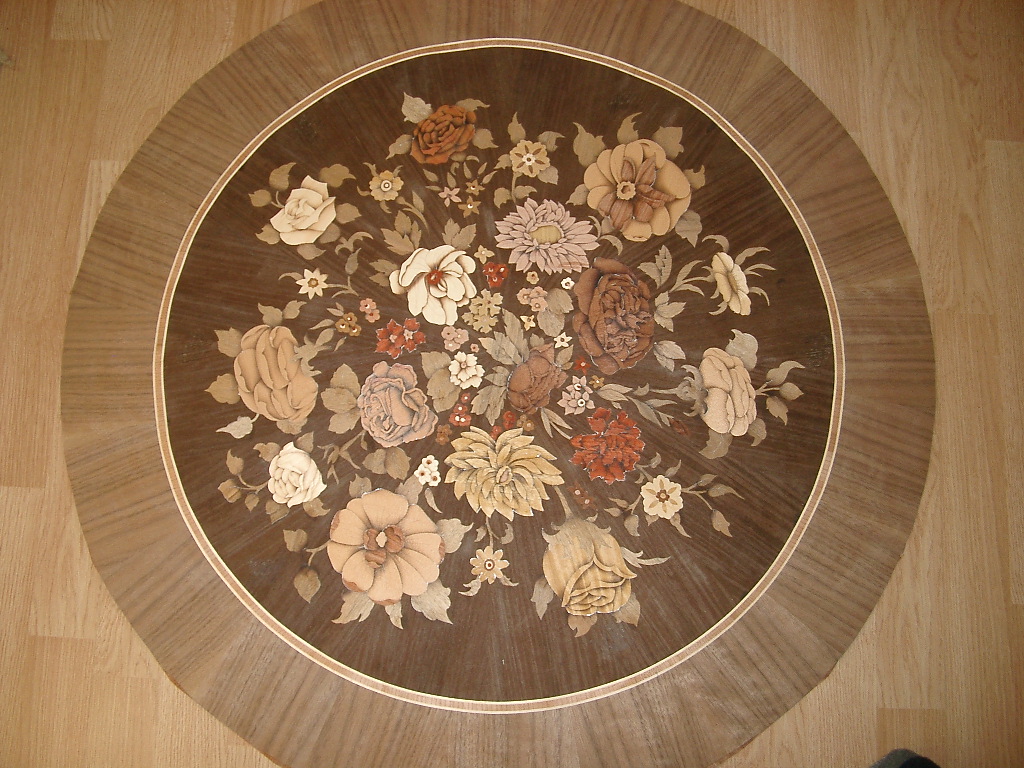 Marquetry for tables · Mobilier Marquetry for tables — lucrare din intarsie, furnire de lemn